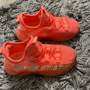 Girl’s Running Shoes